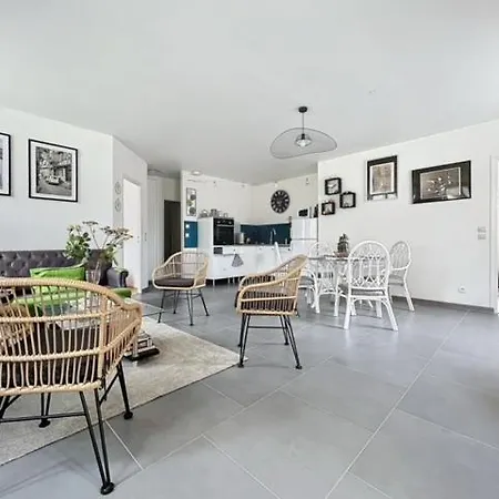 Jadis, L'ecole De Maisy, Port Et Au Bout De L'avenue בית נופש גראנדקמפ-מייס