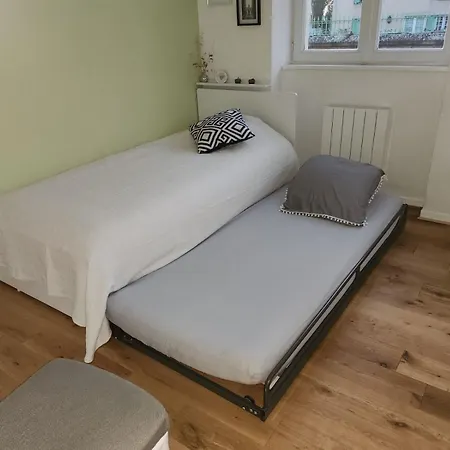 Jadis, L'ecole De Maisy, Port Et Au Bout De L'avenue Grandcamp-Maisy