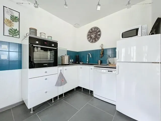 Ferienhaus Jadis, L'ecole De Maisy, Port Et Au Bout De L'avenue Grandcamp-Maisy